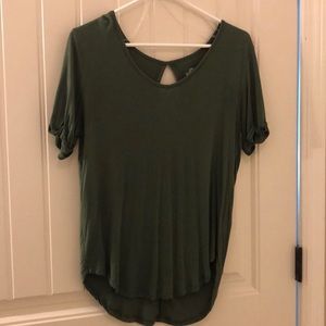 Women’s green oversized tee